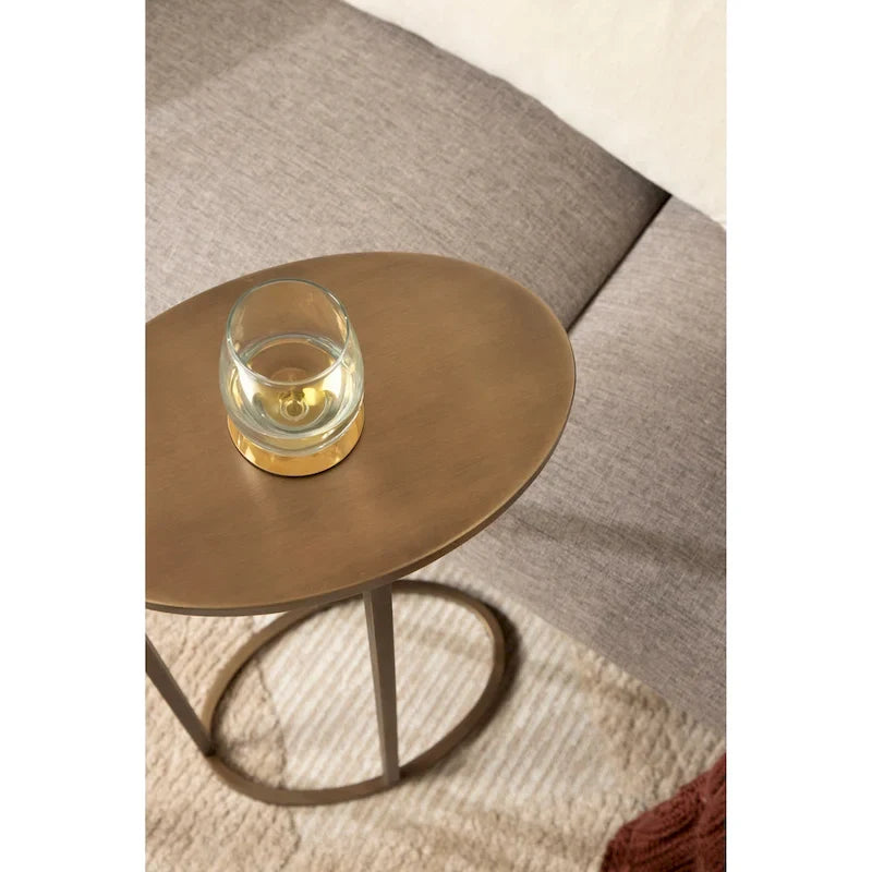 Minimalist Black C Shape Round Side Table Metal Sofa Accent Table