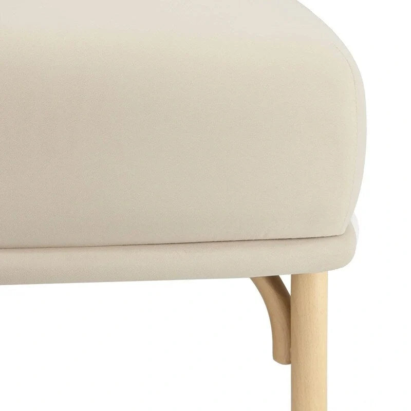Pouf sontuoso imbottito in velluto