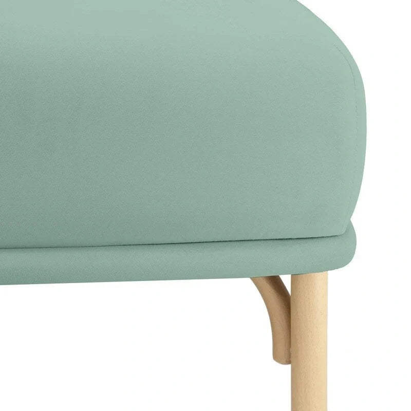 Pouf sontuoso imbottito in velluto