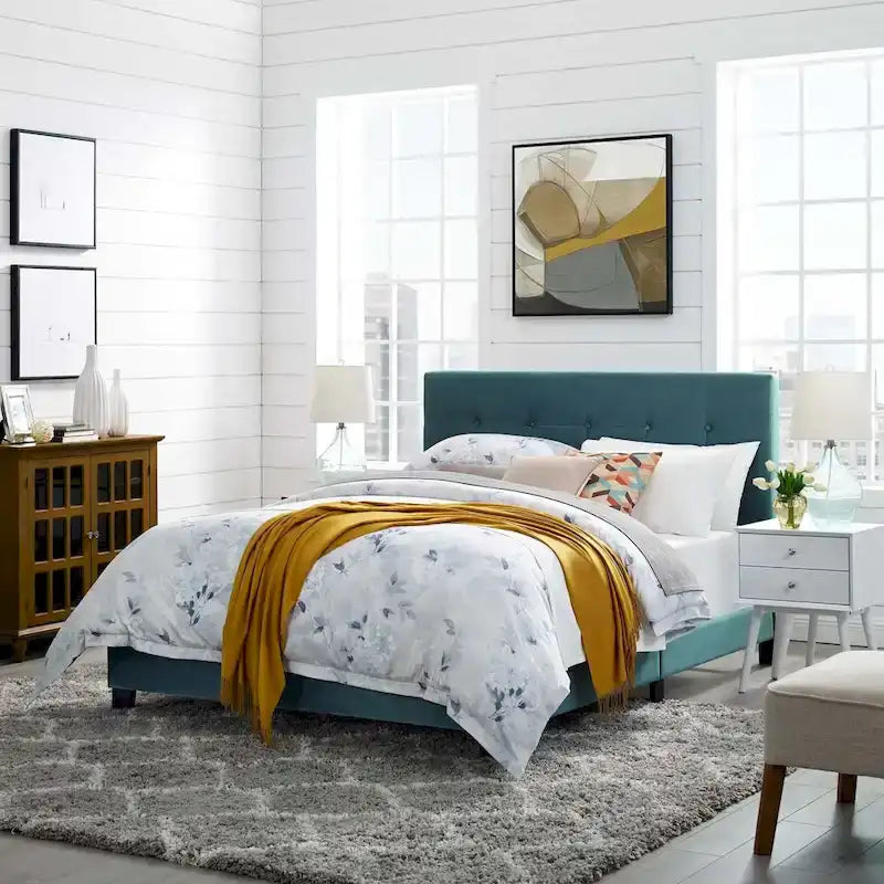 Letto queen size imbottito in velluto